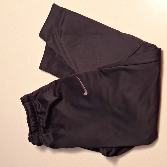 Nike Men's Dri-FIT Taper Pants - Picture 9 of 12